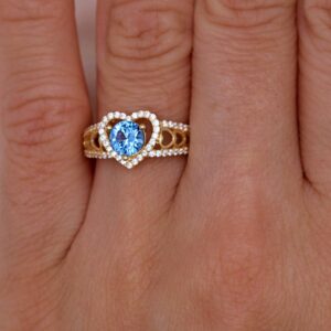 14k Yellow Gold Blue Heart Fancy Ring