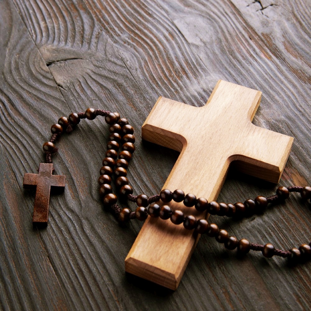 wooden-cross-rosary-high-angle